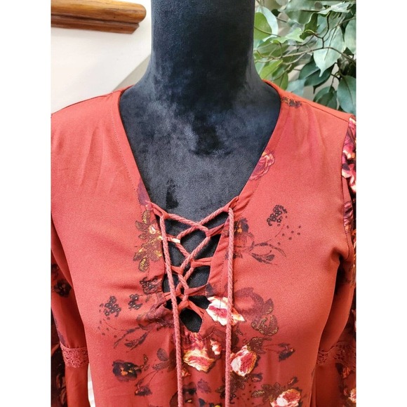 Altar’d State Red Floral Lace Up Boho Bell Sleeve V Neck Knee Length Dress Small - Picture 2 of 14